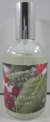 Wax Lyrical Made in England  100 ml  Room Mist  Hollyberry