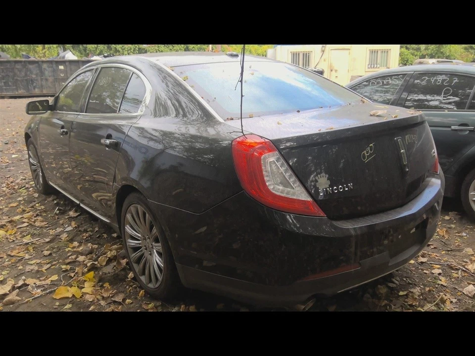 Guantera MKS 2013 34826 Foto 3 de 4