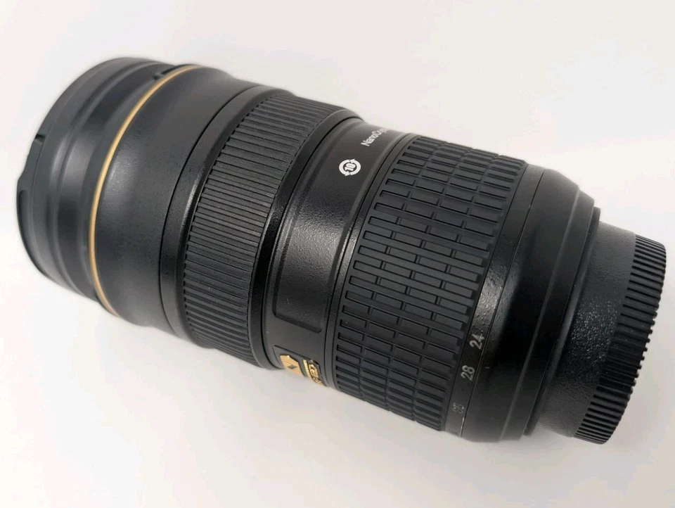 Nikon Nikkor AF-S 24-70mm  f/2.8G. ##Please Read## - Image 3 of 4