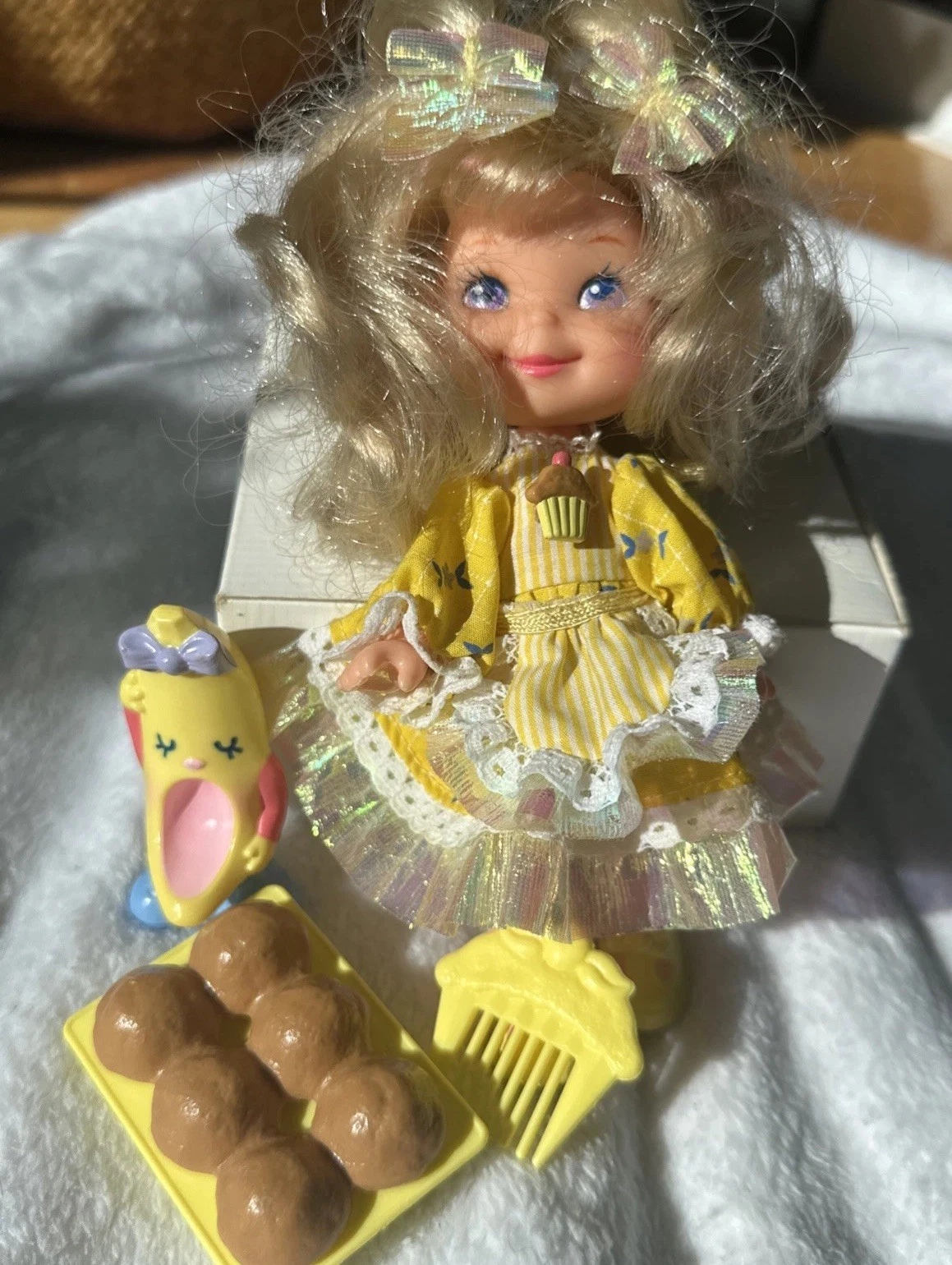 Cherry Merry Muffin BANANCY Doll, Bitty Banana Spoon, Muffins & Comb 1988 Vintag