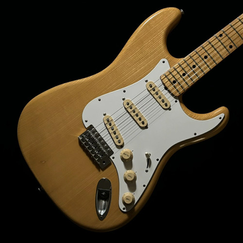 Used YAMAHA SR400 Natural ST Type Electric guitar