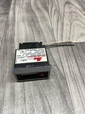 Red Lion Controls CUB10000, CUB 1, 6-Digit Counter #4017A6