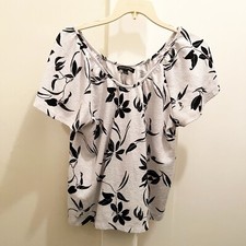 Banana Republic Factory Textured Scoop Neck Flutter Top Small Floral