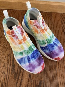 under armour hovr phantom slip pride