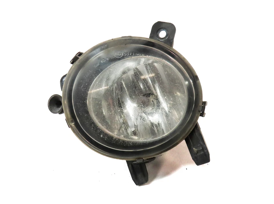 12-18 BMW 228i 328i 335i 428i 430i 435i 440i (F22 F30 F31 F32) IZQUIERDO - FARO ANTINIEBLA Foto 3 de 4