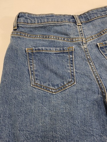 Cat & Jack Girls' Relaxed Midi Stretch Shorts - Size L (10/12) - Picture 10 of 10