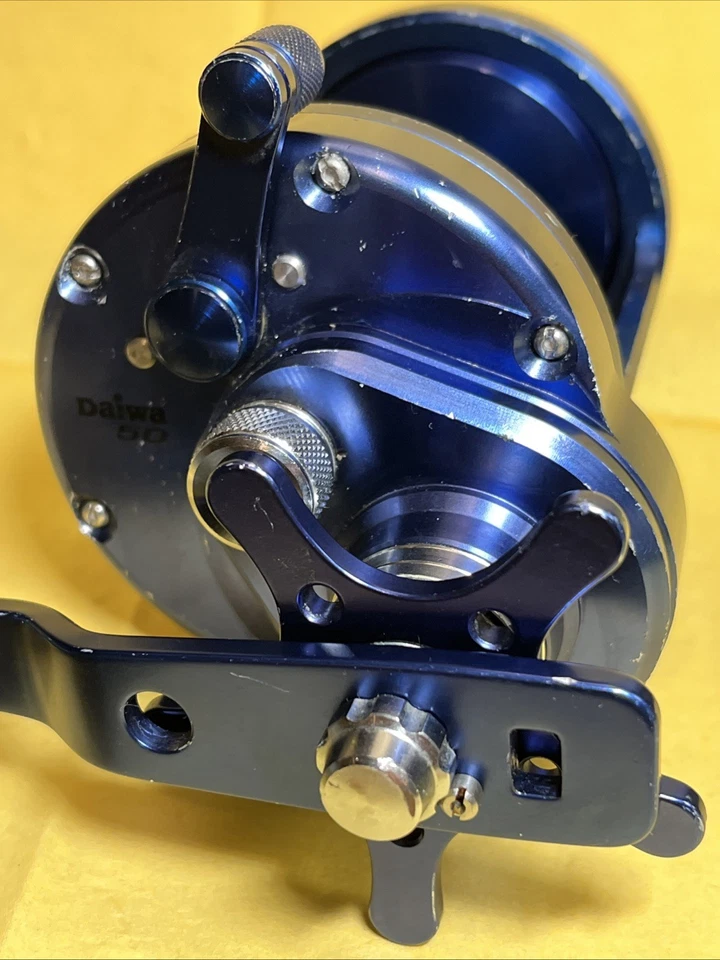 Carrete de pesca de arrastre estrella azul raro Ando Daiwa Saltiga 50 Carbontex ¡¡¡¡Envío gratis!!!!! Foto 4 de 4