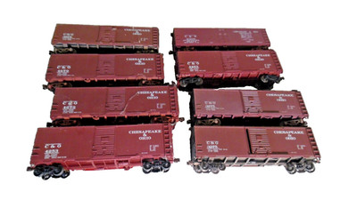 Cheseapeake &Ohio  8 Car Ho Freight Car  Set -Kadee Couplers-Used