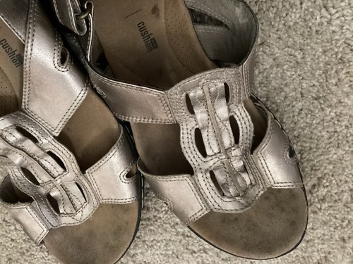 Clarks Collection Adjustable Leather Sandals Silver. Old - Picture 2 of 5