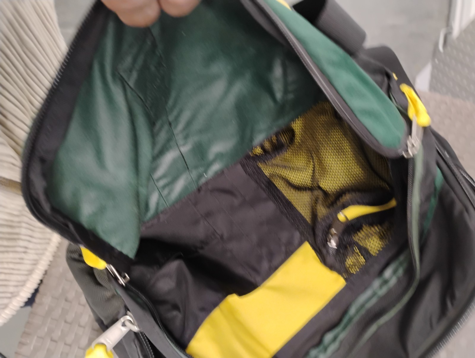 mountainsmith messenger bag Briefcase Laptop Suit… - image 13