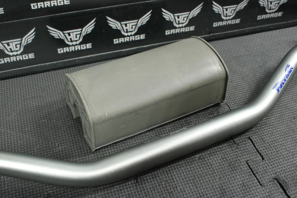 2018 SUZUKI RMZ250 OEM RENTHAL 1 1/8" HANDLEBARS BARS GRIPS STEERING 56111-35G10 - Image 2 of 4