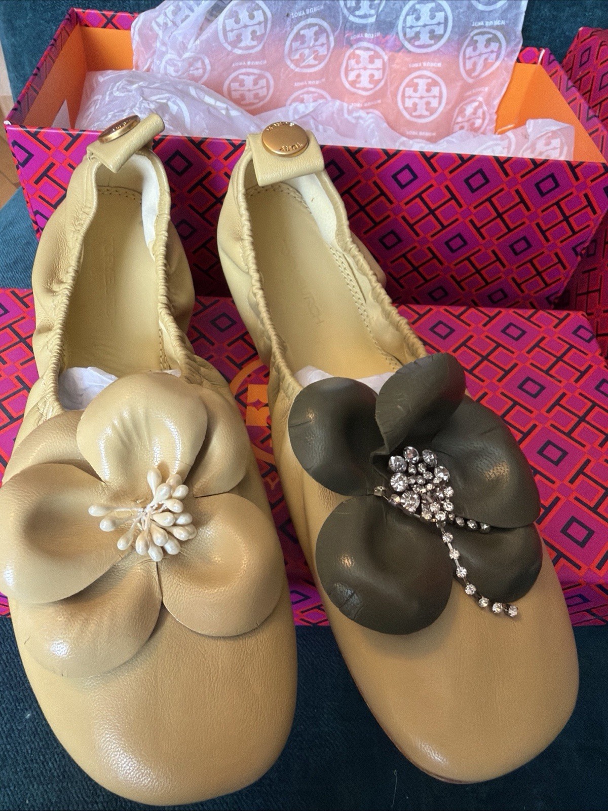 Tory Burch Flower Scrunch Ballet Flat Cornbread Leather Shoe Slip On 3.5 Uk BNIB