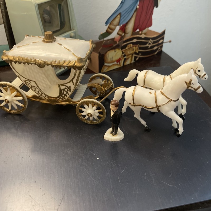 Vintage Cake Topper Cinderella Coach Horse Wedding Decoration Hong Kong