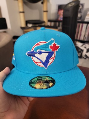 Toronto Blue Jays 1992 World Series  and 1993 New Era Cap 7/5/8 LOT OF 2 CAPS!