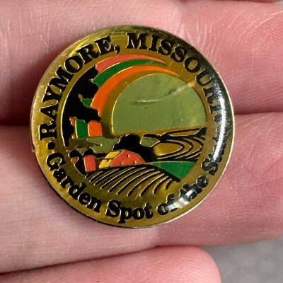 Vintage Raymore Missouri Garden Spot of the State Farm Barn Silo Lapel Pin