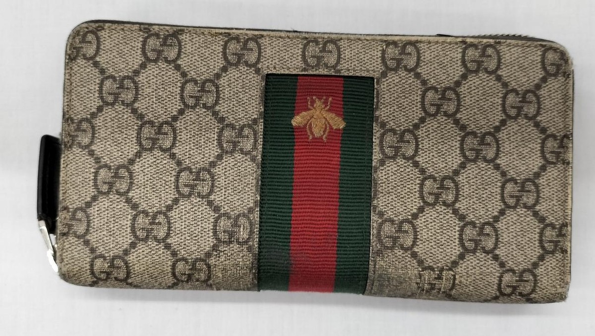 Auth GUCCI Bee print GG Supreme Zip Around Wallet Canvas 40883
