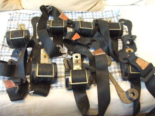 Sicherheitsgurt vorne links BMW E24 635CSi 72111875201 1875203 1875205