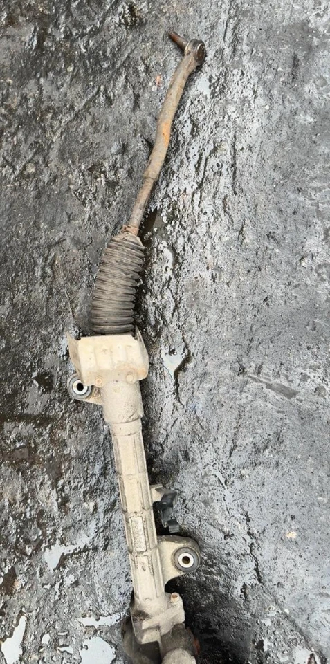 Conjunto de cremallera y piñón de dirección asistida Honda Fit 2009-2014 OEM Foto 3 de 4