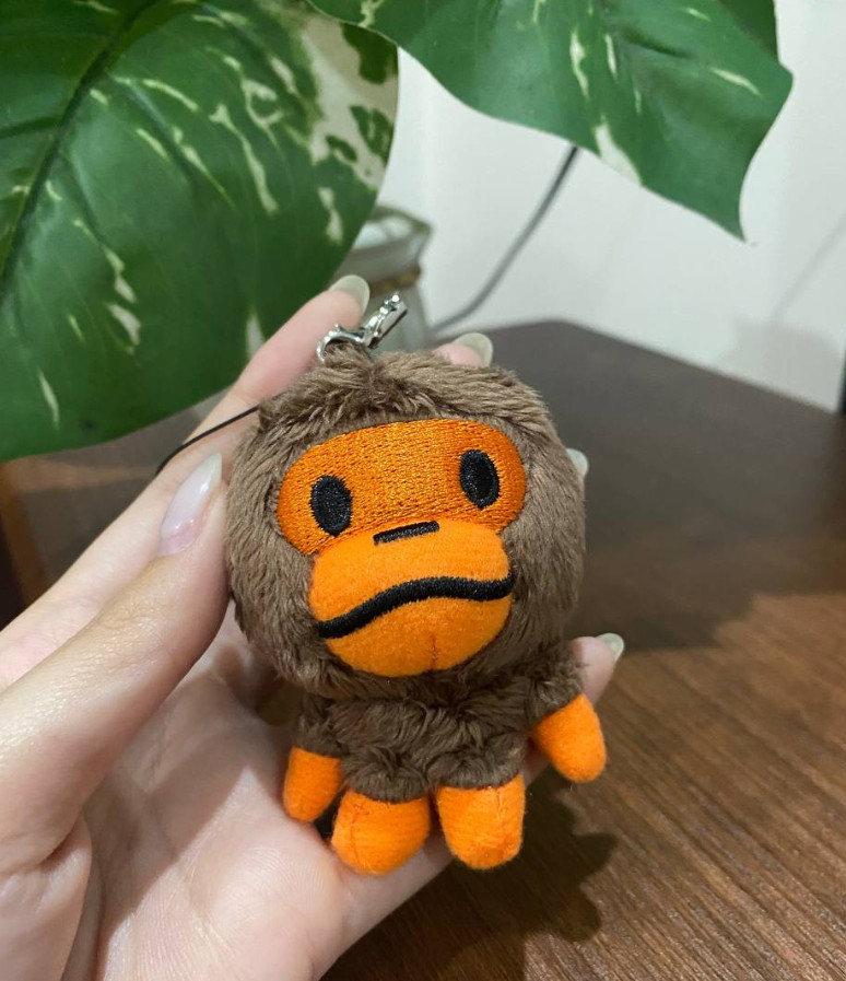 HOT 2026 BAPE Baby Milo Plush Keychain Bag Charm A Bathing Ape Monkey Gift NWT thumbnail 2