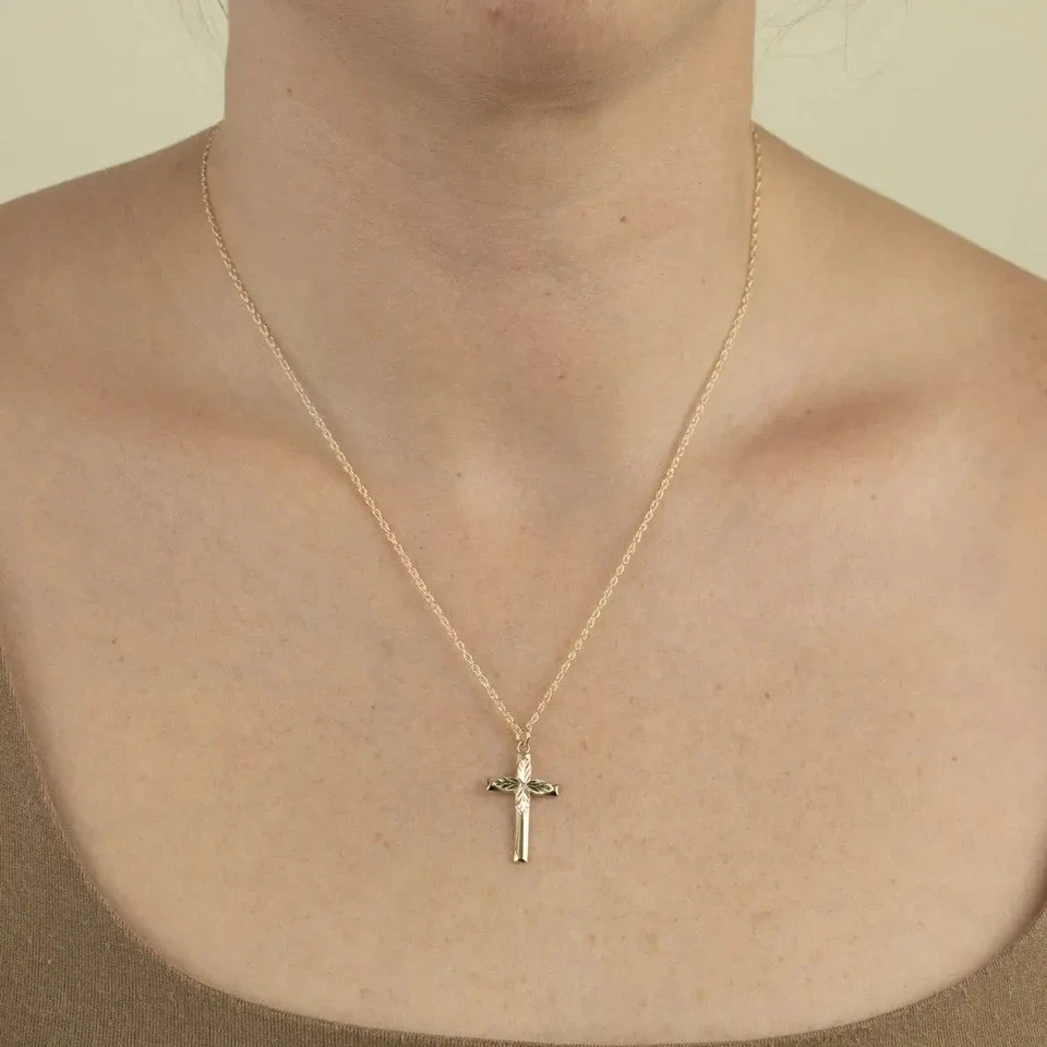 Mt. Collar colgante cruz oro amarillo 10K Rushmore Black Hills oro mujer Foto 3 de 3