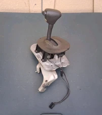1999-2004 Ford Mustang Automatic Transmission Gear Selector Shifter Assembly