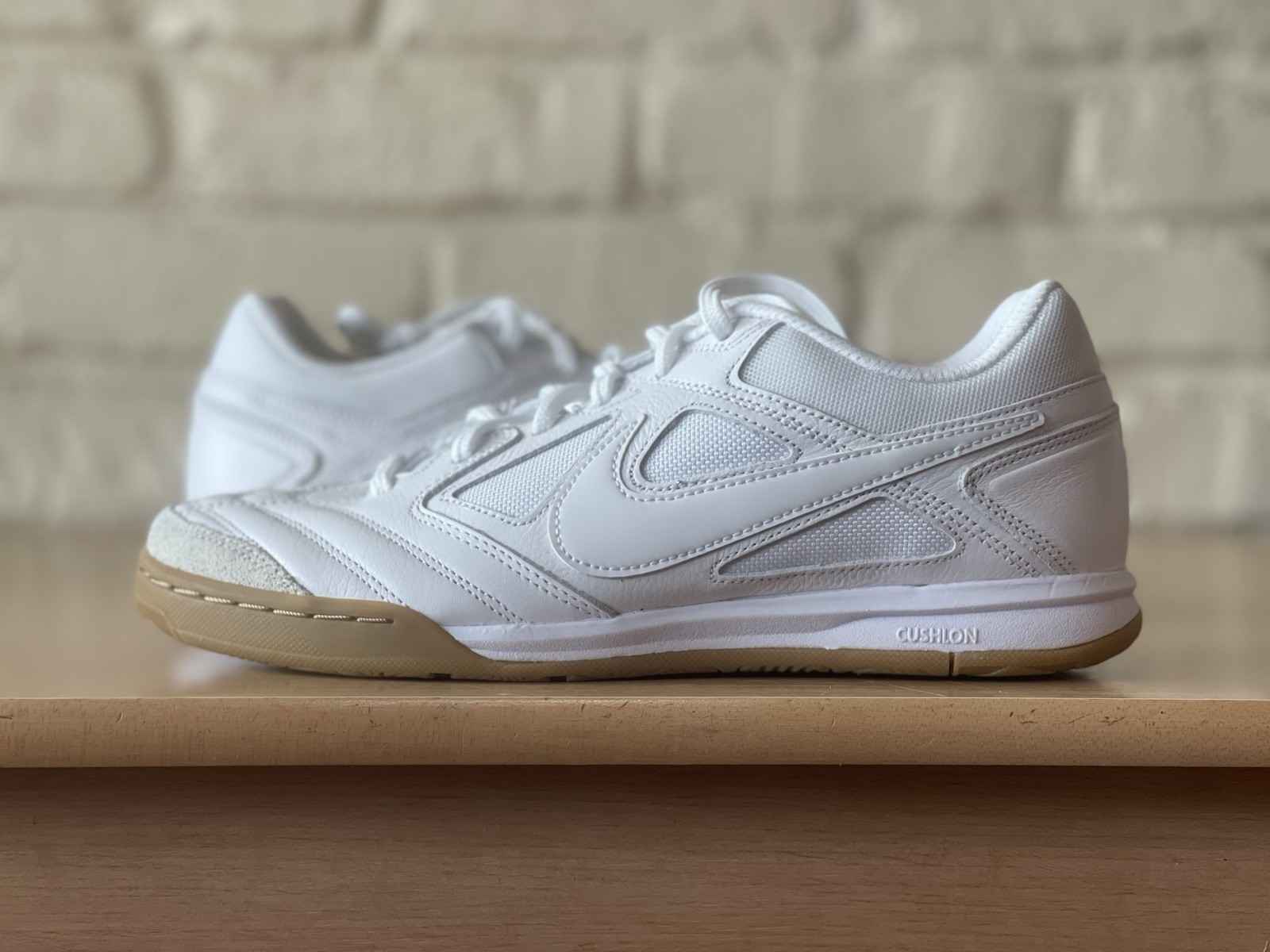 Nike Gato Indoor Soccer Shoes ‘White Gum' Sneakers HQ6019-100 Men 8 / Women 9.5 image 2