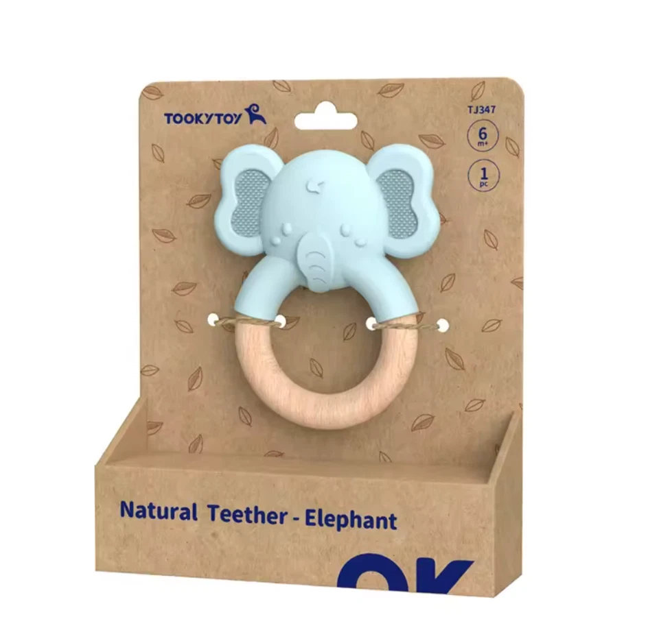 Mordedor de bebé elefante TookyToy | Anillo de dentición de silicona y madera para bebés Foto 2 de 4