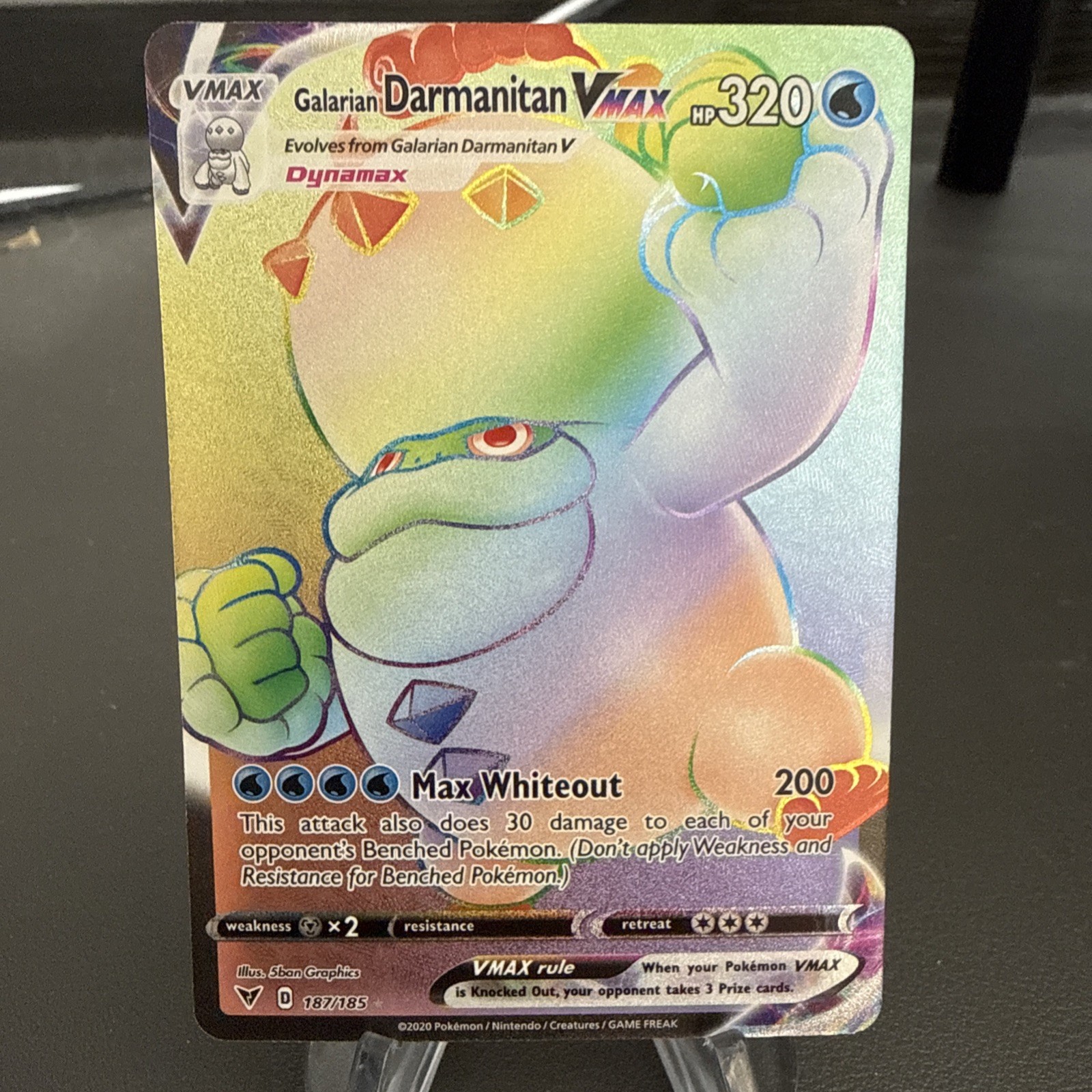 Galarian Darmanitan VMAX Secret Rare 187/185 Vivid Voltage Pokemon TCG