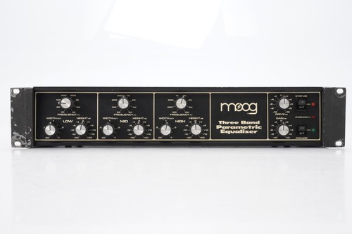 Moog MKPE Three Band Parametric Equalizer #52586 - Picture 3 of 17