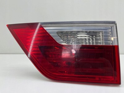 BMW X3 E83 LIFT RECHTE HECKLEUCHTE IN DER HECKKLAPPE 7162214