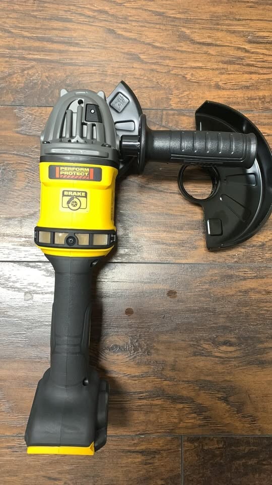DeWALT DCG418B FLEXVOLT 60V MAX 4-1/2 - 6