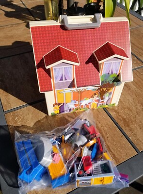 Playmobil Take Along Modern Dollhouse 5167