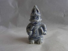 WADE-WHIMSIE ARTHUR HARE BLUE WIZARD