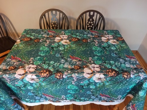 Christmas Waterproof fabric for table clothes cushions aprons, Flowers on Green - Picture 5 of 5