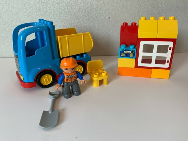 lego duplo dump truck