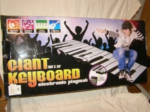 play mat with piano keys