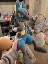 Lucario Sitting Wink Pokemon Banpresto Bandai Spirits Japan 12  Plush Eating