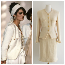 Chanel Vintage S/S 1990 Ecru Cream 24K Gold CC Scalloped Tweed Jacket Skirt Suit