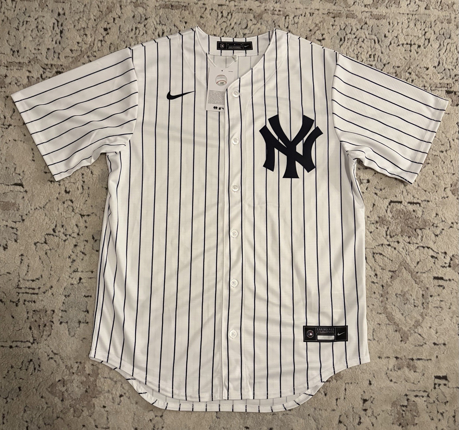 Nike Authentic NY New York Yankees Baseball Pinstripe Jersey Men’s Size: Medium