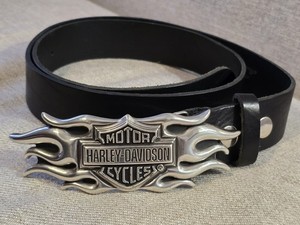 Genuine Harley Davidson Metal Belt Buckle And Hide Leather Belt Pn 99555-04V