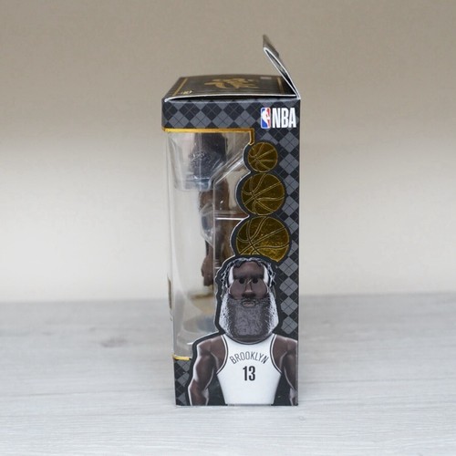Funko Premium NBA Gold Brooklyn Nets James Harden 5" CHASE Edition - Picture 8 of 11