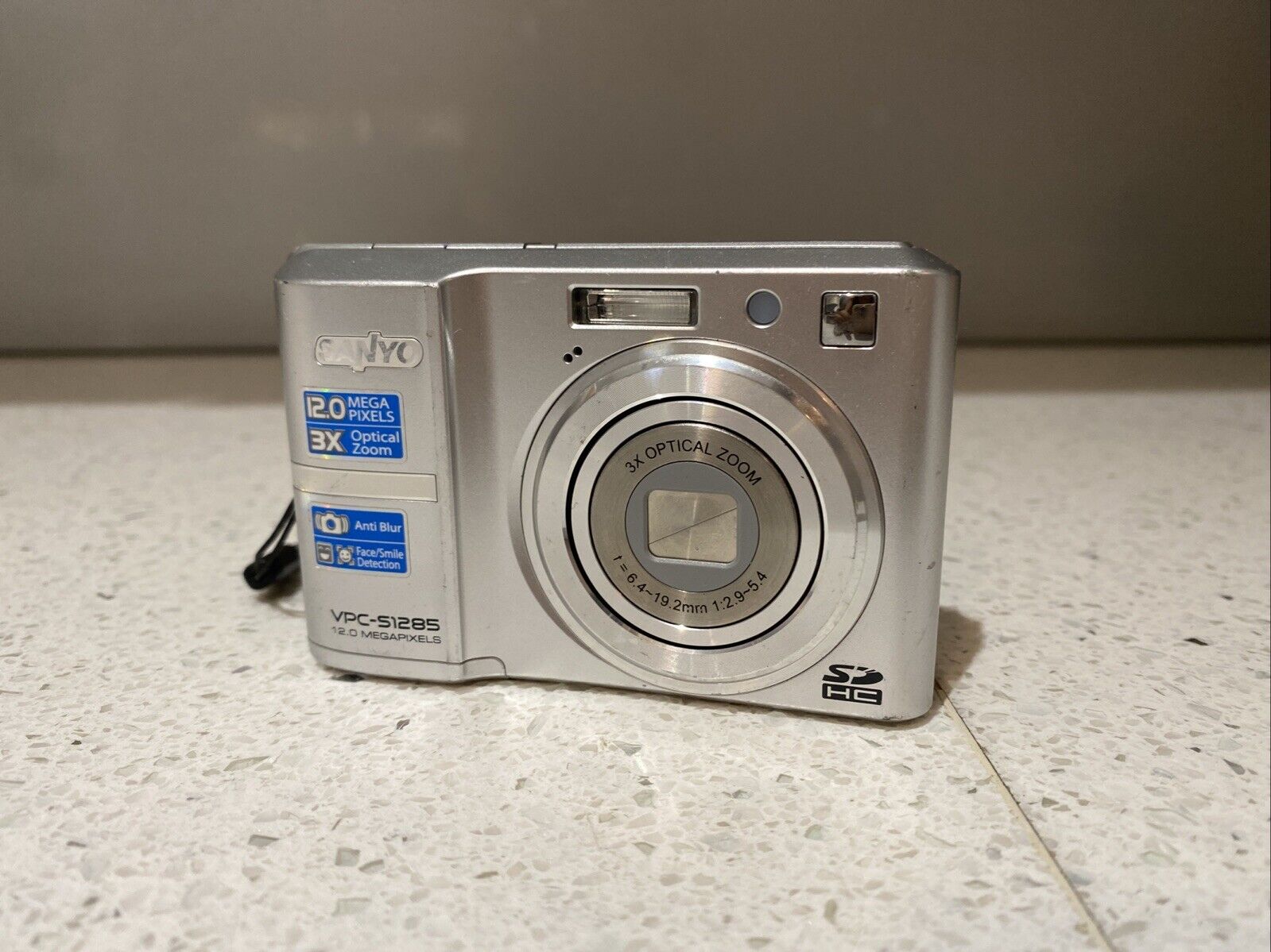 Picture 1 of 8