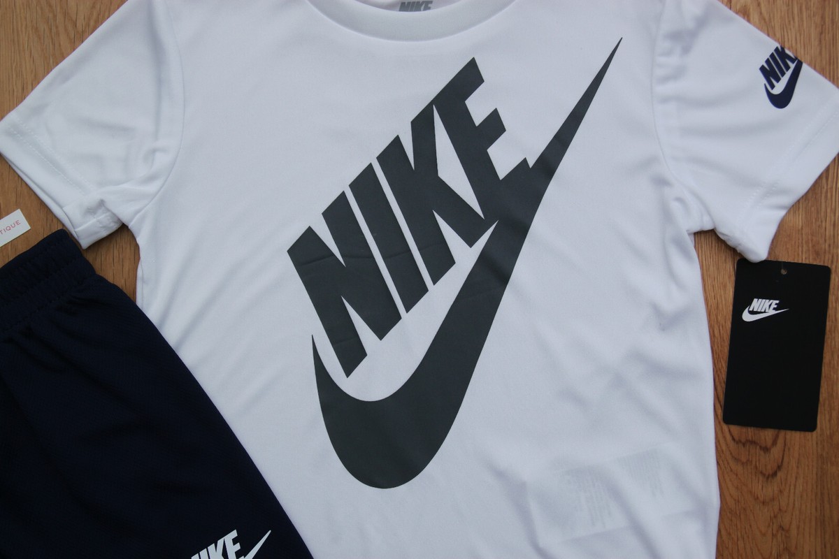 ウェア F.C.R.B. DRI-FIT SS TOP AND SHORTS SET Nike Boy Shirt & Shorts Set ~ White, Gray & Navy Blue ~ DRI
