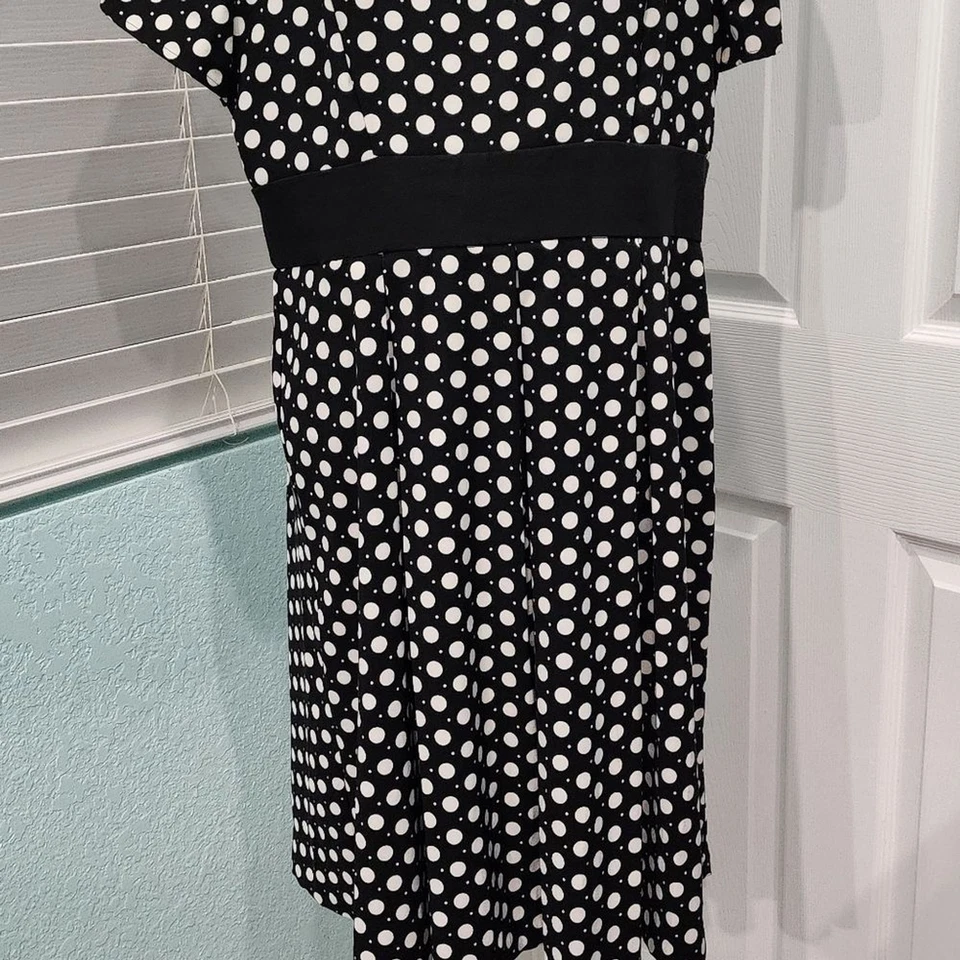 Vestido Fashion Bug Lunares Blanco y Negro Talla 12 Foto 4 de 4