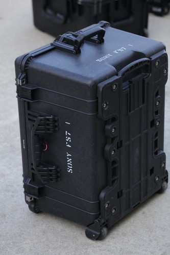 Sony PXW-FS7 MKI 4K XDCAM super 35 CMOS Sensor Camera w/accessories & case - Picture 12 of 12