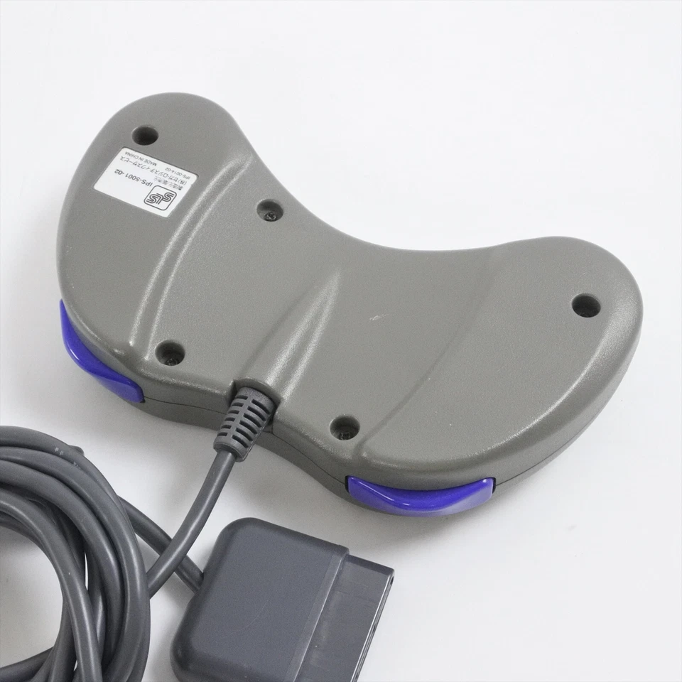 PS2 SEGA Classic Control Pad Controller Gray for PlayStation 2 1144 - Image 2 of 3