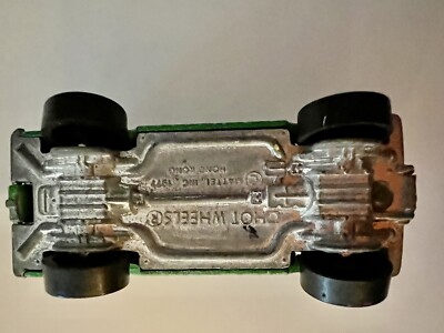 lot ancien neuf broches plaqué or non poinçonné car moins de 7 microns
