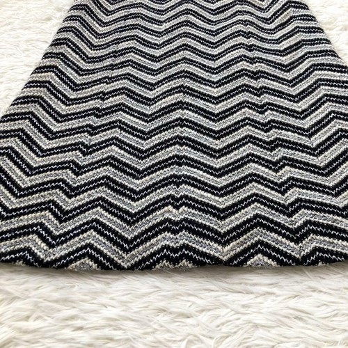 CHANEL Tweed Skirt Coco Mark Geometric Wool Black White Size 38 104986K Authen - Picture 4 of 10