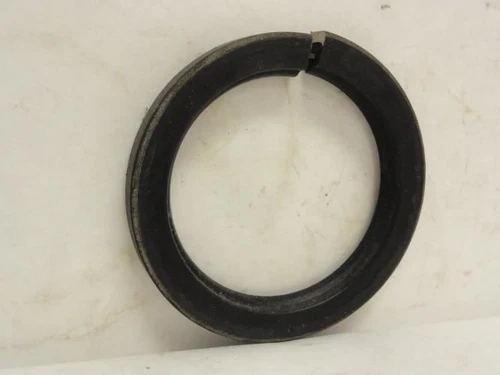 206378 Old-Stock; Parker 9373-RUP Split Oil Seal 2-7/8"ID x 4" OD x .45" Wide