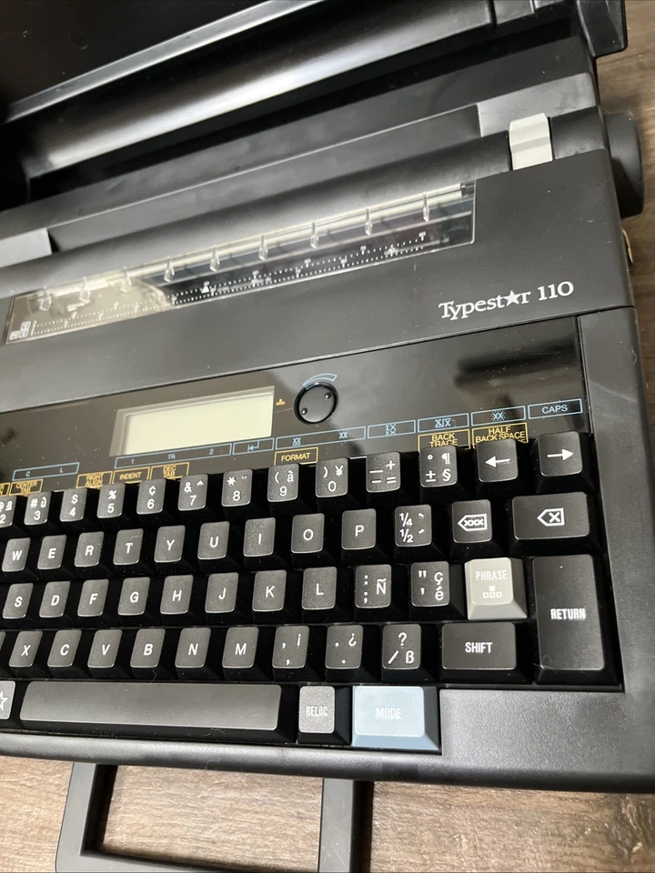 Máquina de escribir electrónica portátil Canon Typestar 110 1989 vintage/procesador de textos Foto 4 de 4